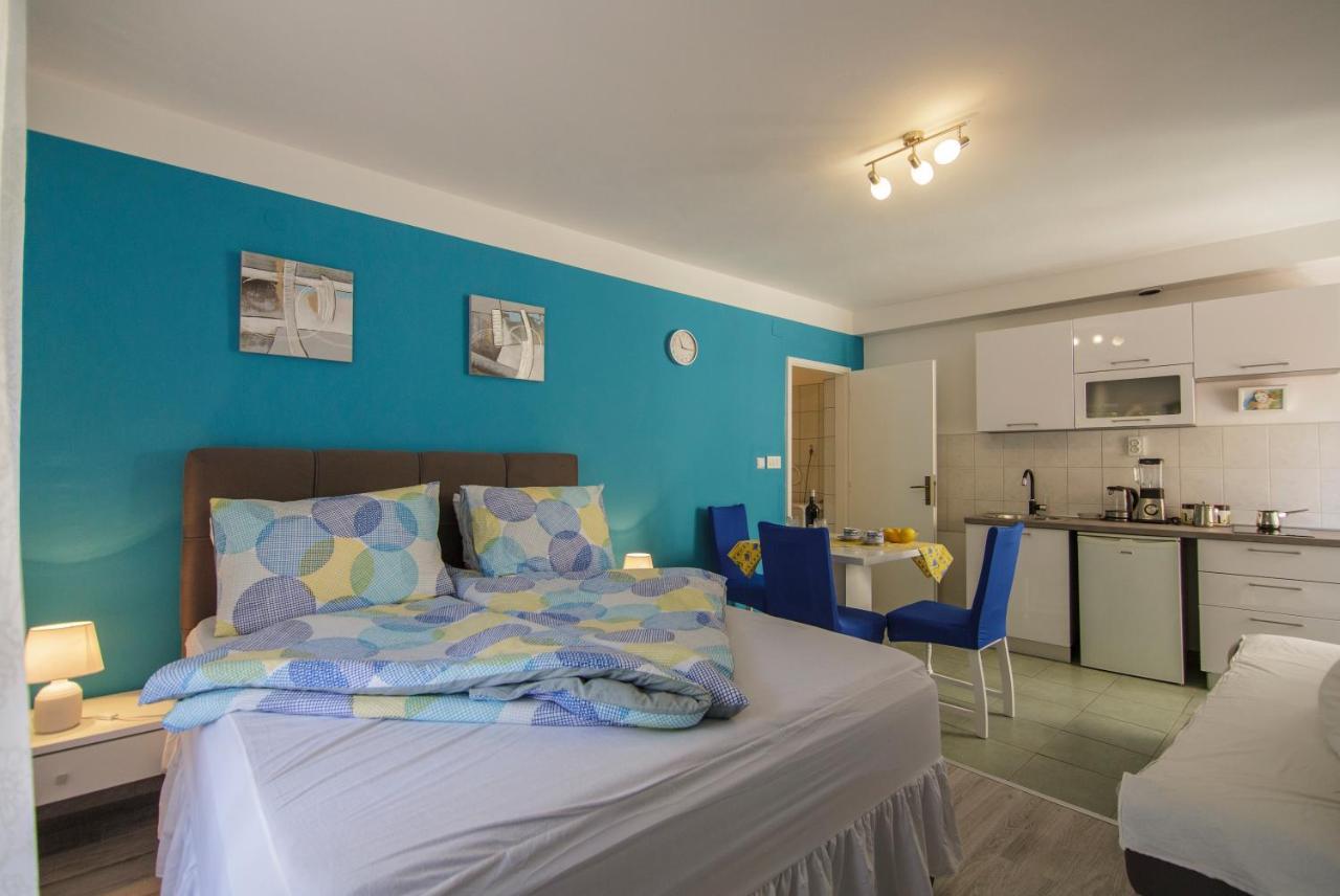 Apartment Filomena In The Center Komiža المظهر الخارجي الصورة