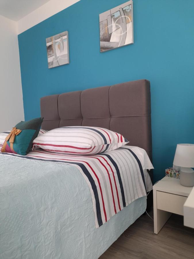 Apartment Filomena In The Center Komiža المظهر الخارجي الصورة